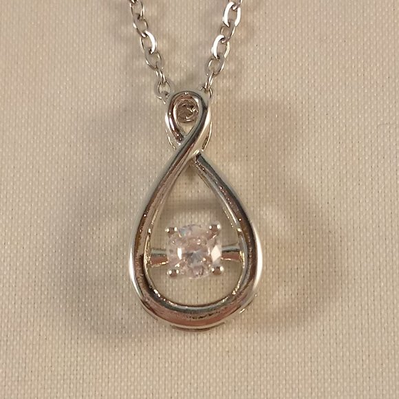 Silver Infinity Swirl Diamond Zircon Pendant Necklace 18" Elegant Party Gift - Picture 2 of 4